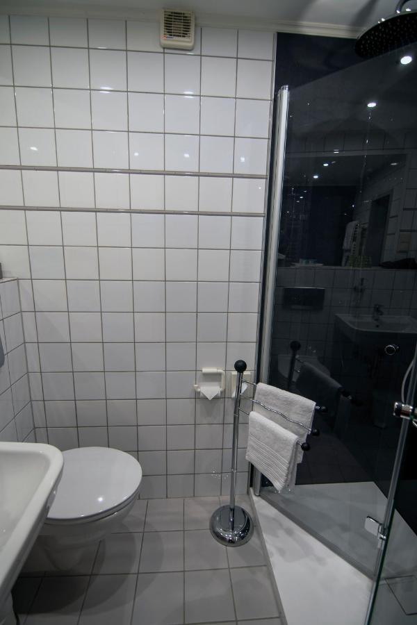 Hotel-Restaurant Schettel Olsberg Bagian luar foto